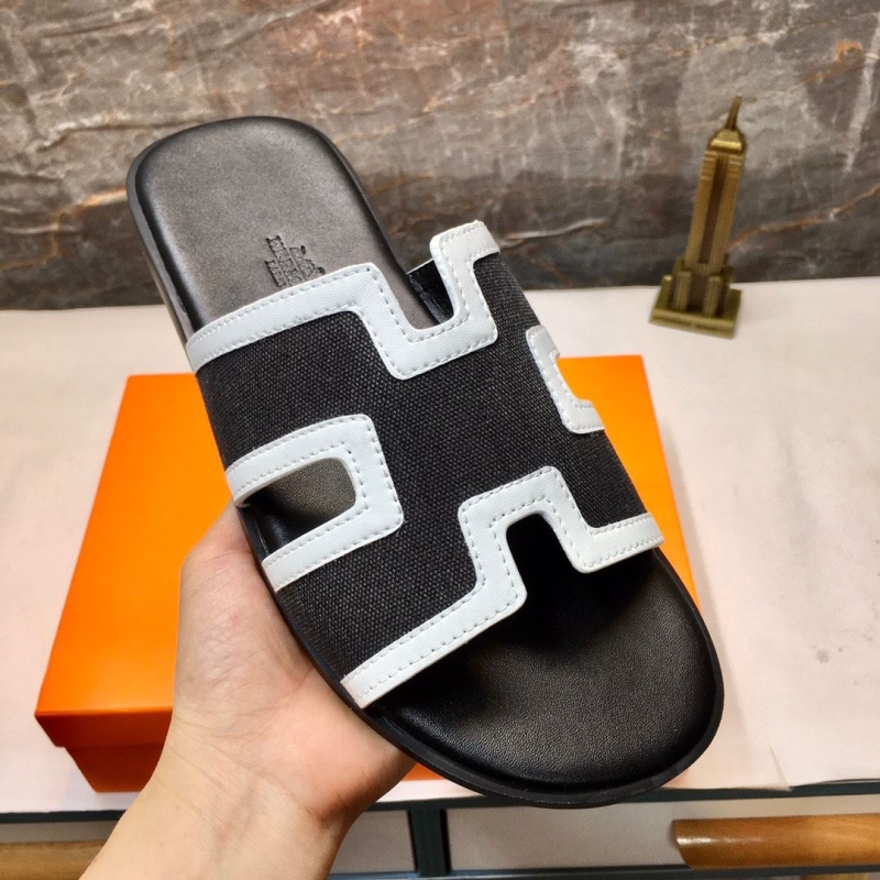 H**mes slippers
